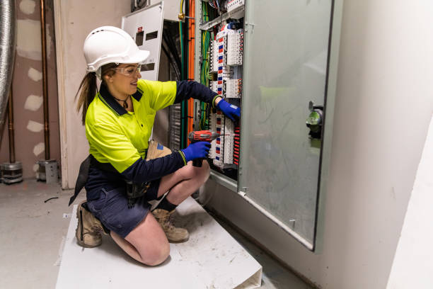Best Affordable Emergency Electrician  in North Mankato, MN