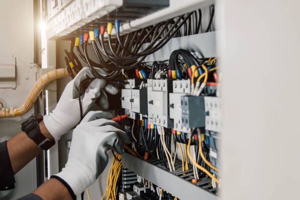 Best Emergency Electrical Repair  in North Mankato, MN